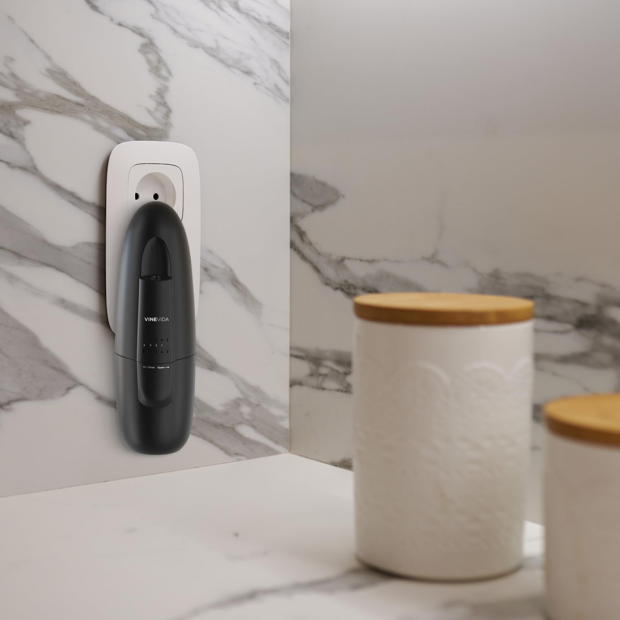 VINEVIDA en baño eliminando olores y creando atmósfera fresca