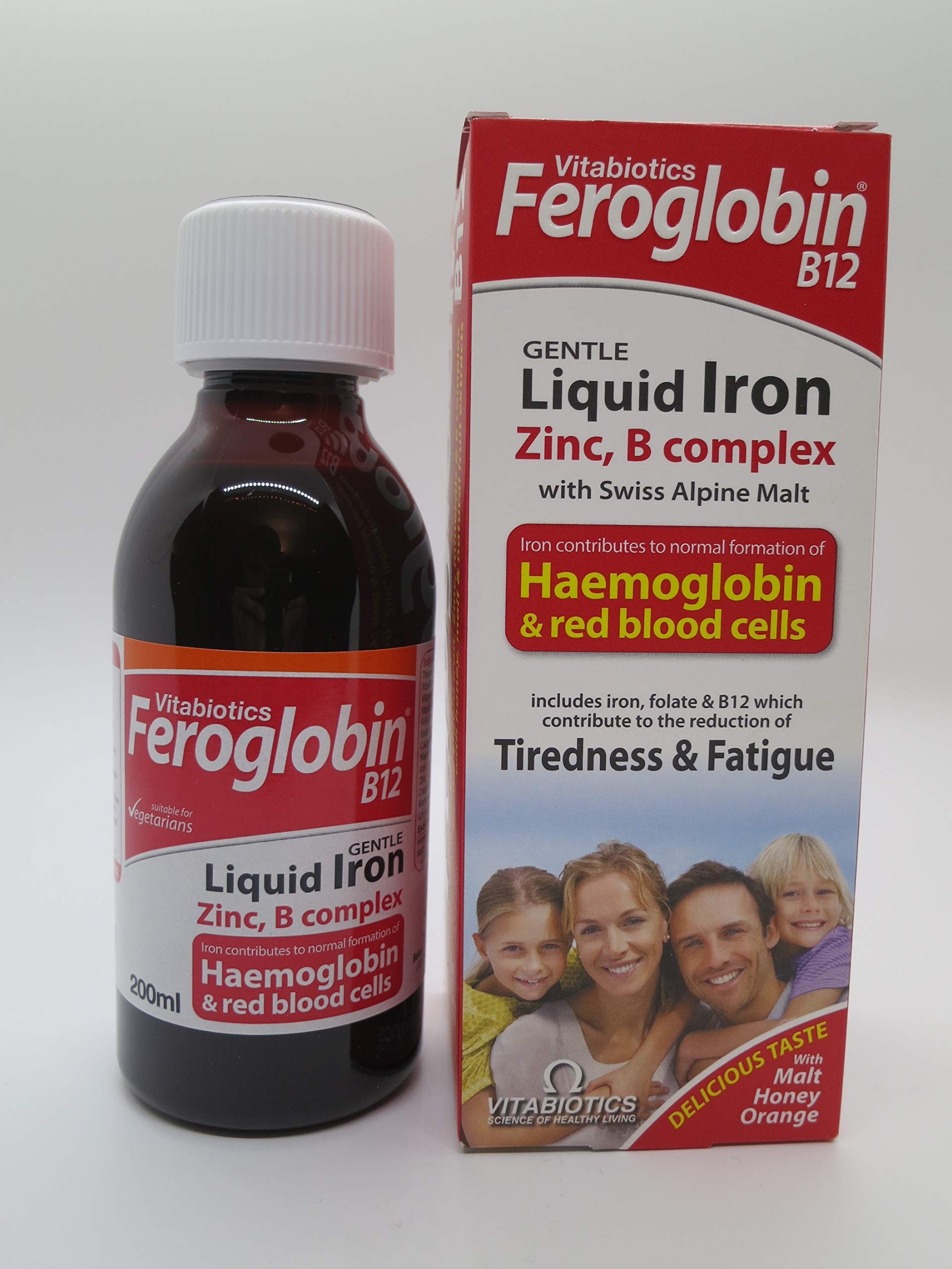 Vitabiotics Feroglobin comparado con mano para apreciar tamaño y cantidad útil