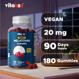 Vitabod gominolas en mano mostrando tamaño práctico y fácil de masticar
