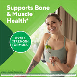 Vitafusion gomita en mano para comparar tamaño y porción práctica