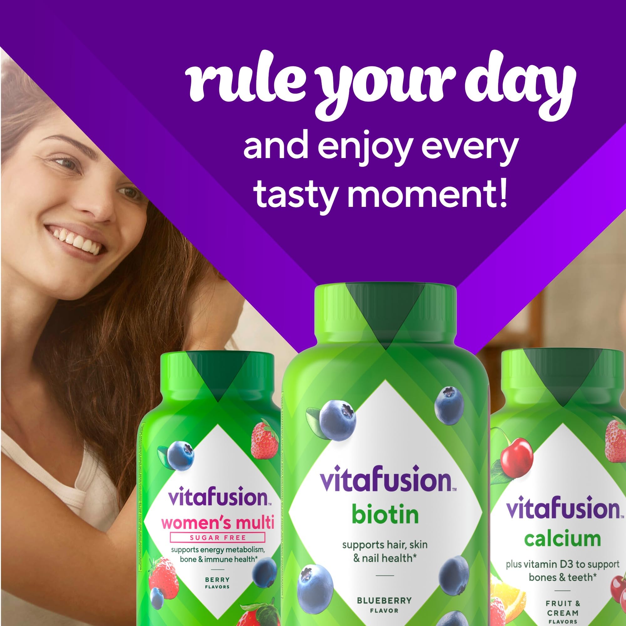 Vitafusion gomitas junto a taza matutina, beneficio integración en rutina