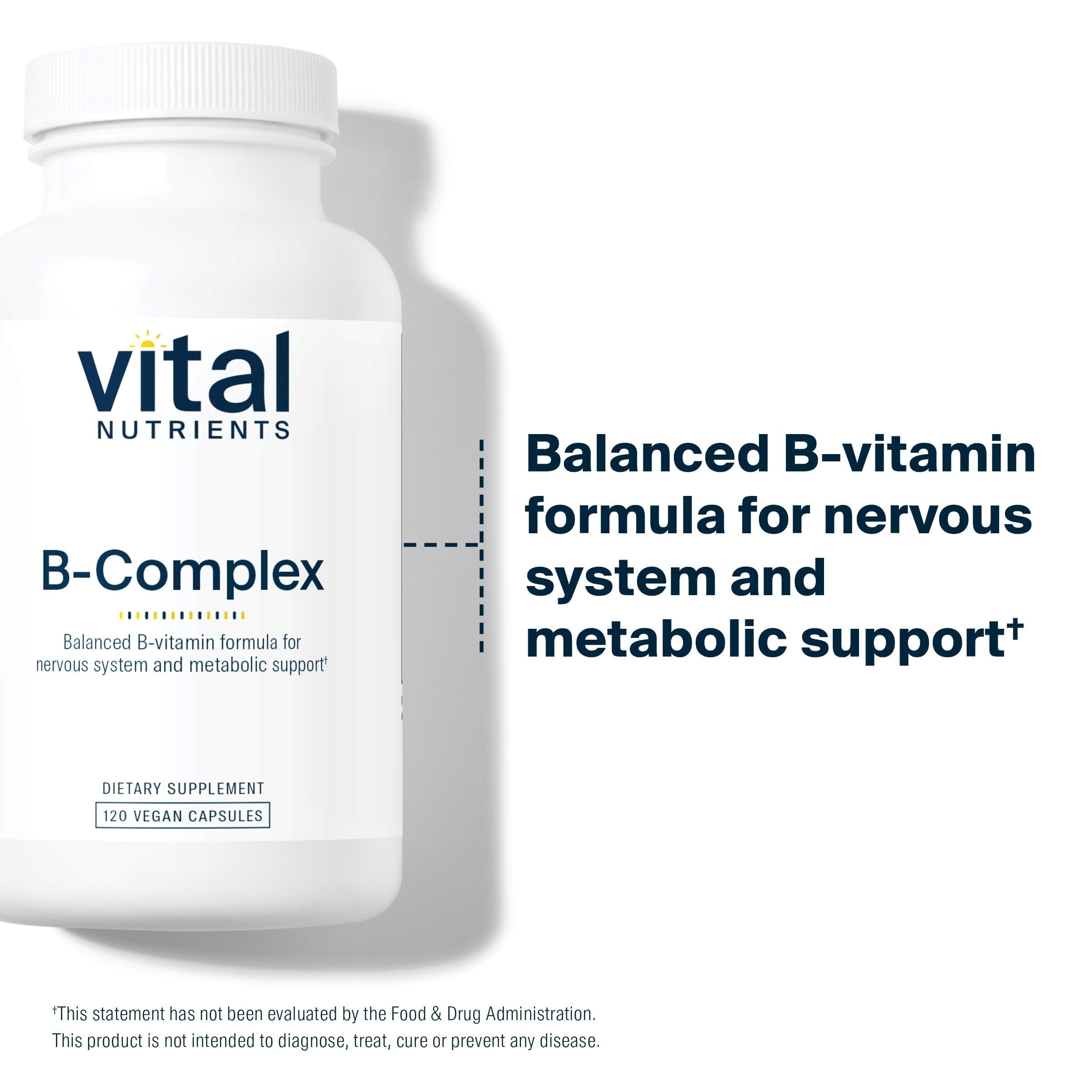 Vital Nutrients cápsula en mano exhibiendo tamaño práctico y dosificación