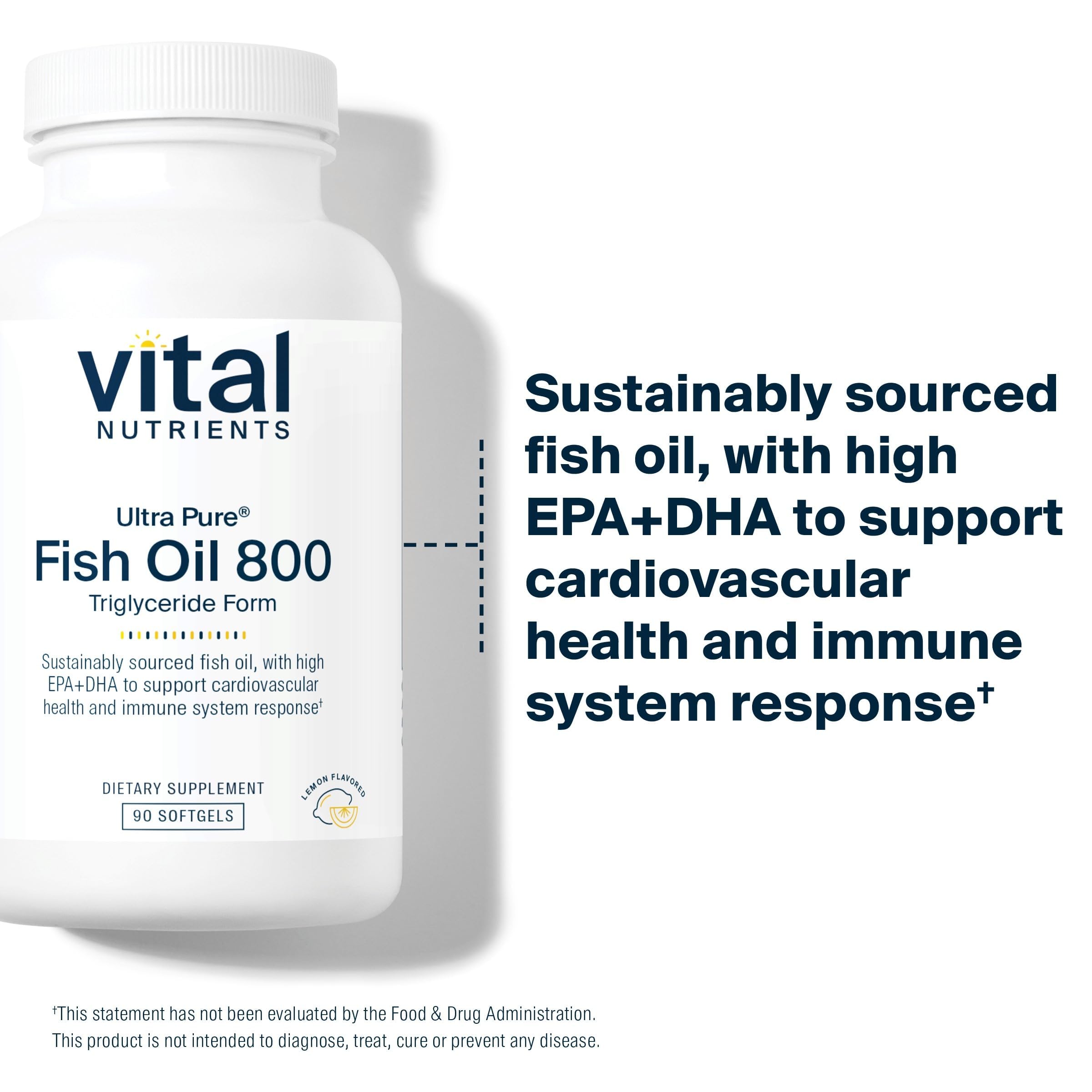 Vital Nutrients cápsula en mano para visualizar tamaño y facilidad de ingesta