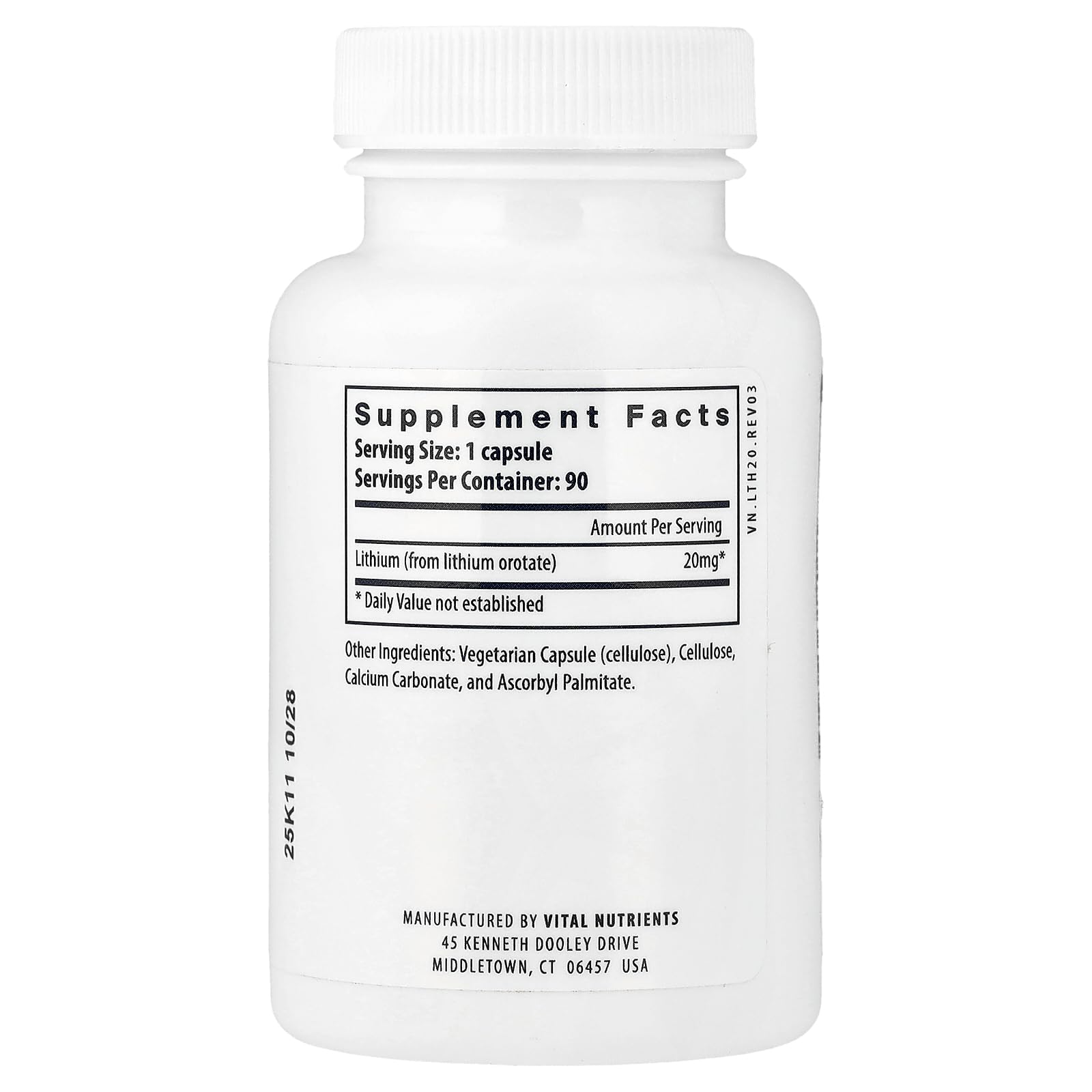 Vital Nutrients cápsula en mano que destaca textura vegana y facilidad de uso
