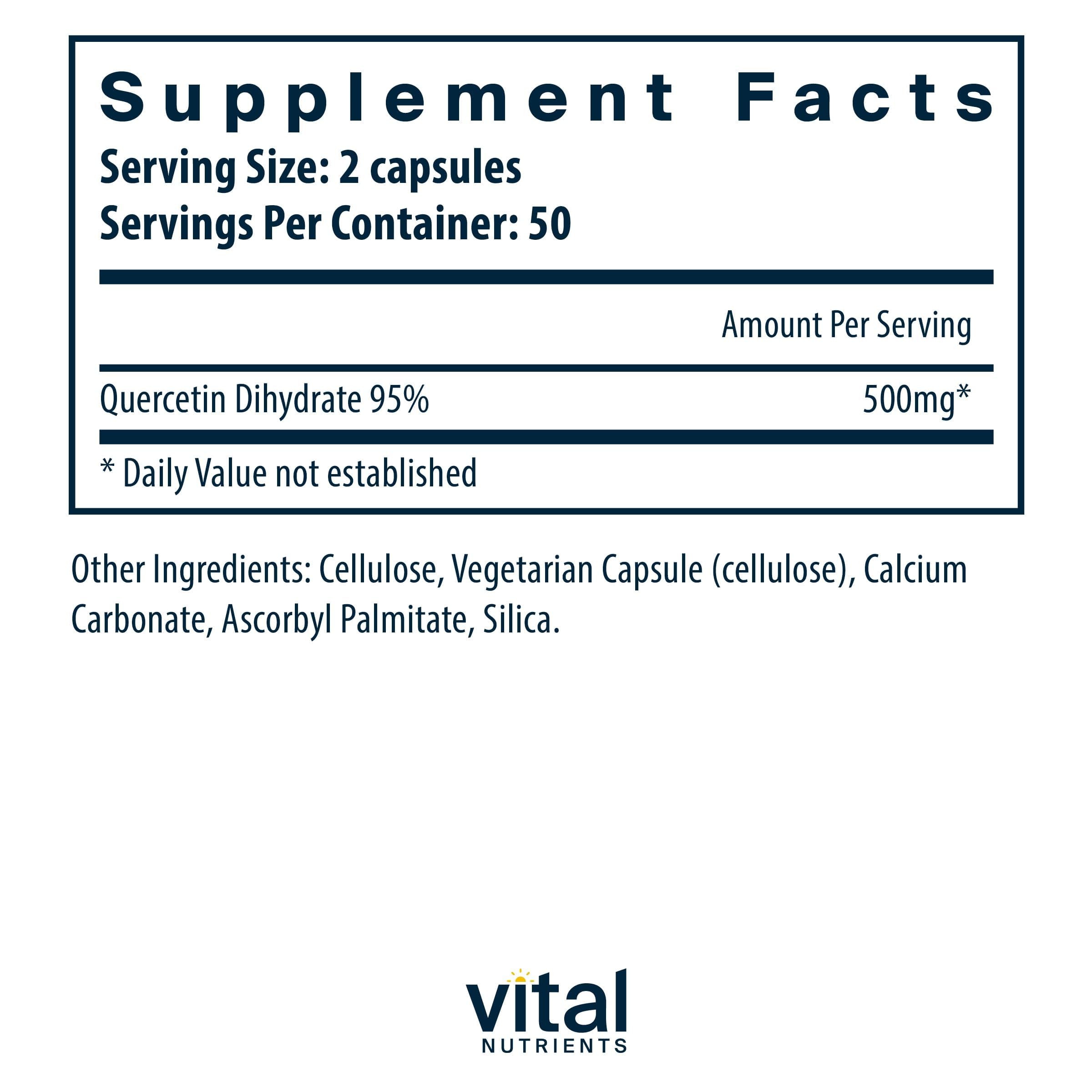 Vital Nutrients cápsula vegana en mano destacando facilidad de ingesta