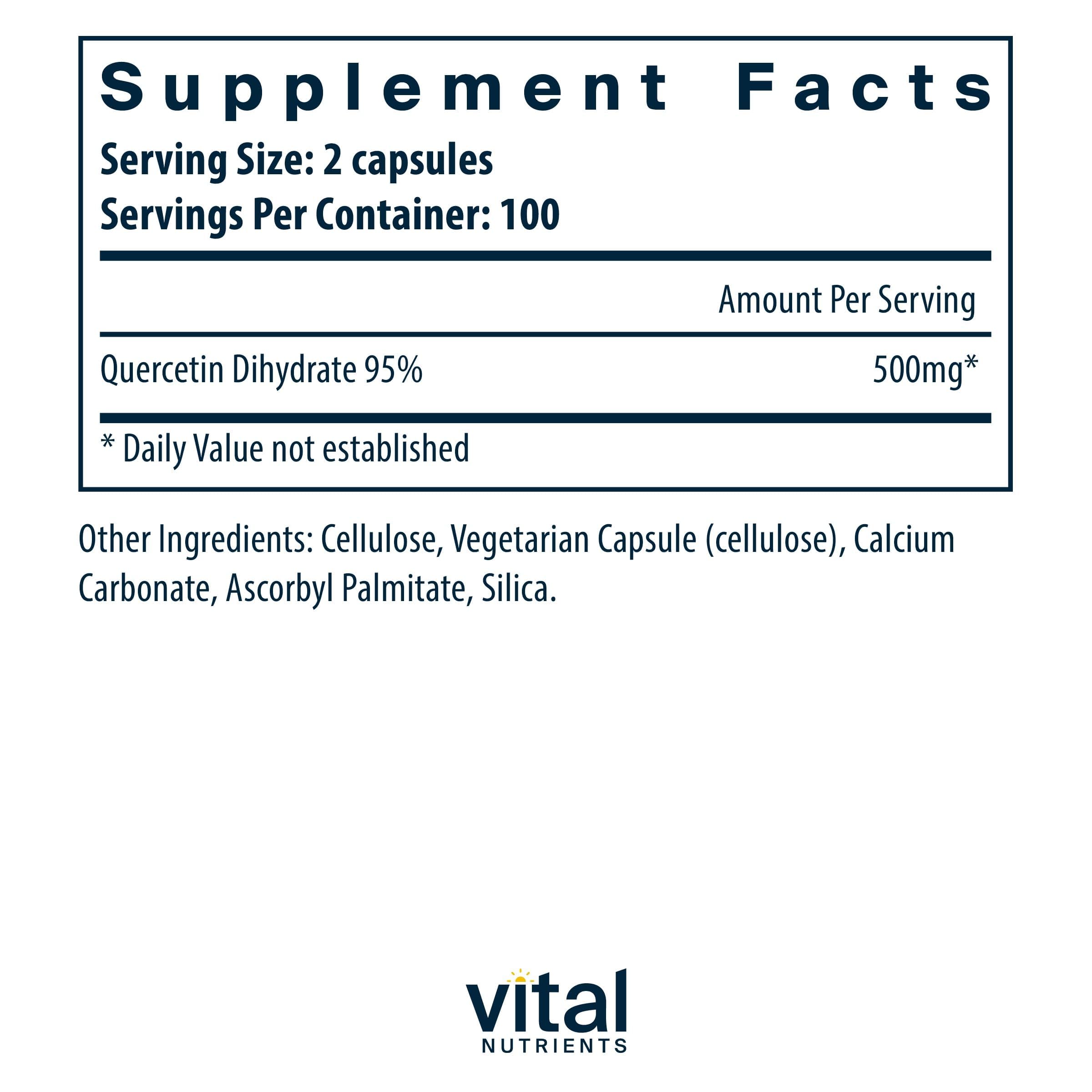 Vital Nutrients cápsulas en la palma de la mano mostrando dosis práctica y fácil de tomar
