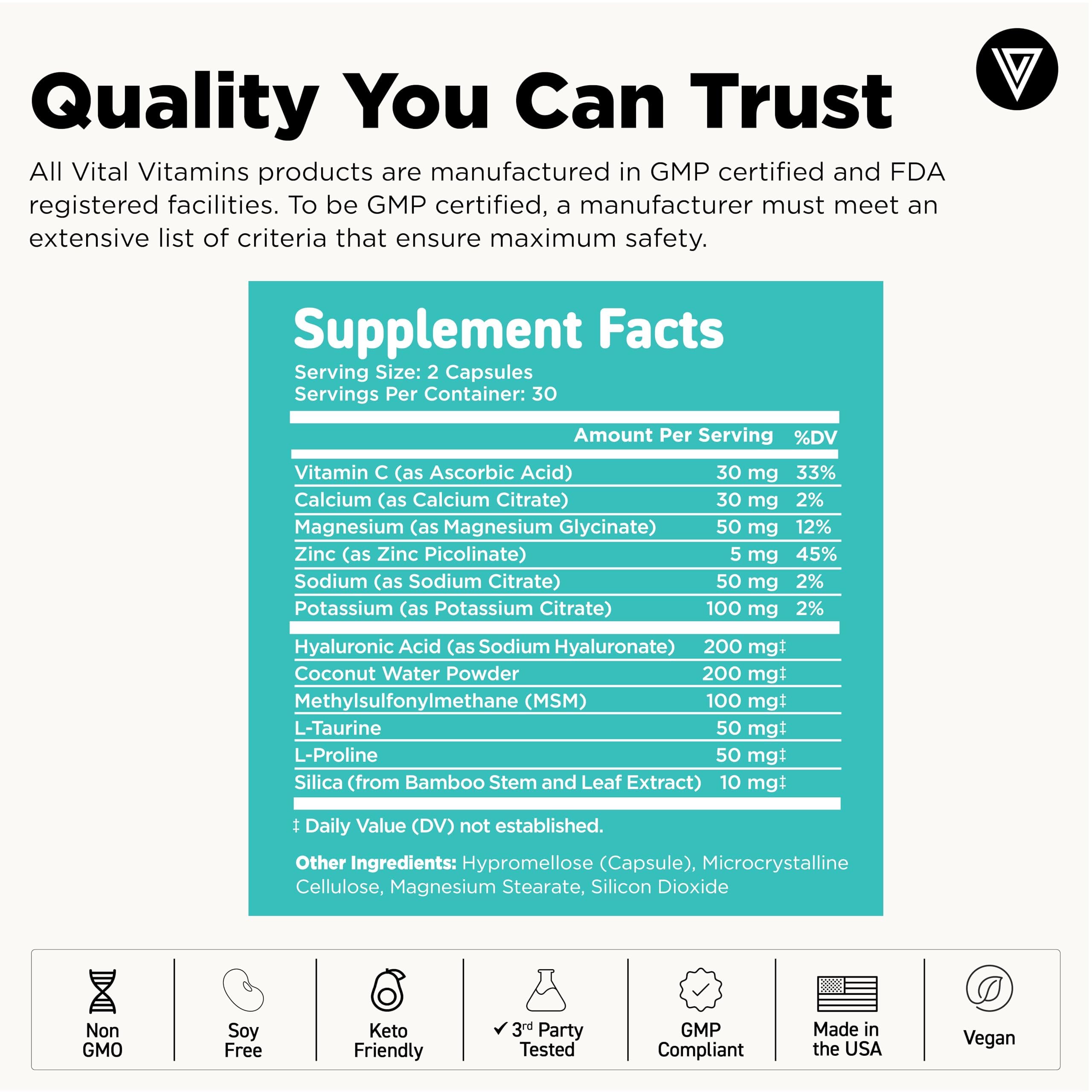 Vital Vitamins dos cápsulas en mano listos para tomar fácilmente