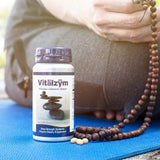 VITÄLZYM etiqueta con ingredientes y certificaciones de calidad visibles
