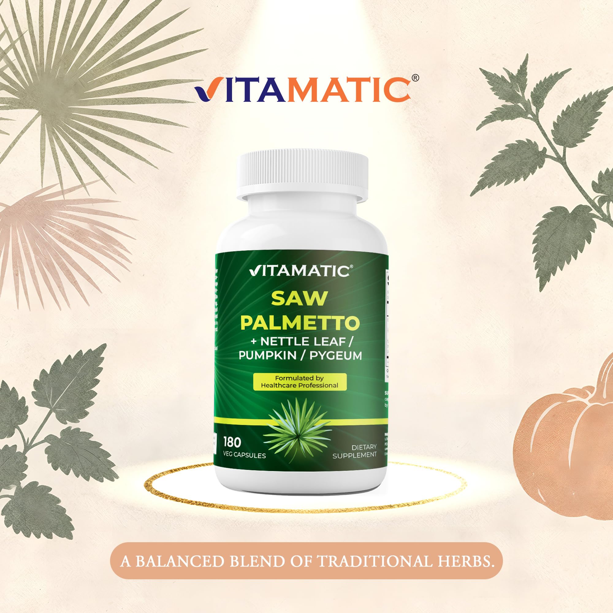 Vitamatic cápsulas en mano para comparar tamaño y dosificación