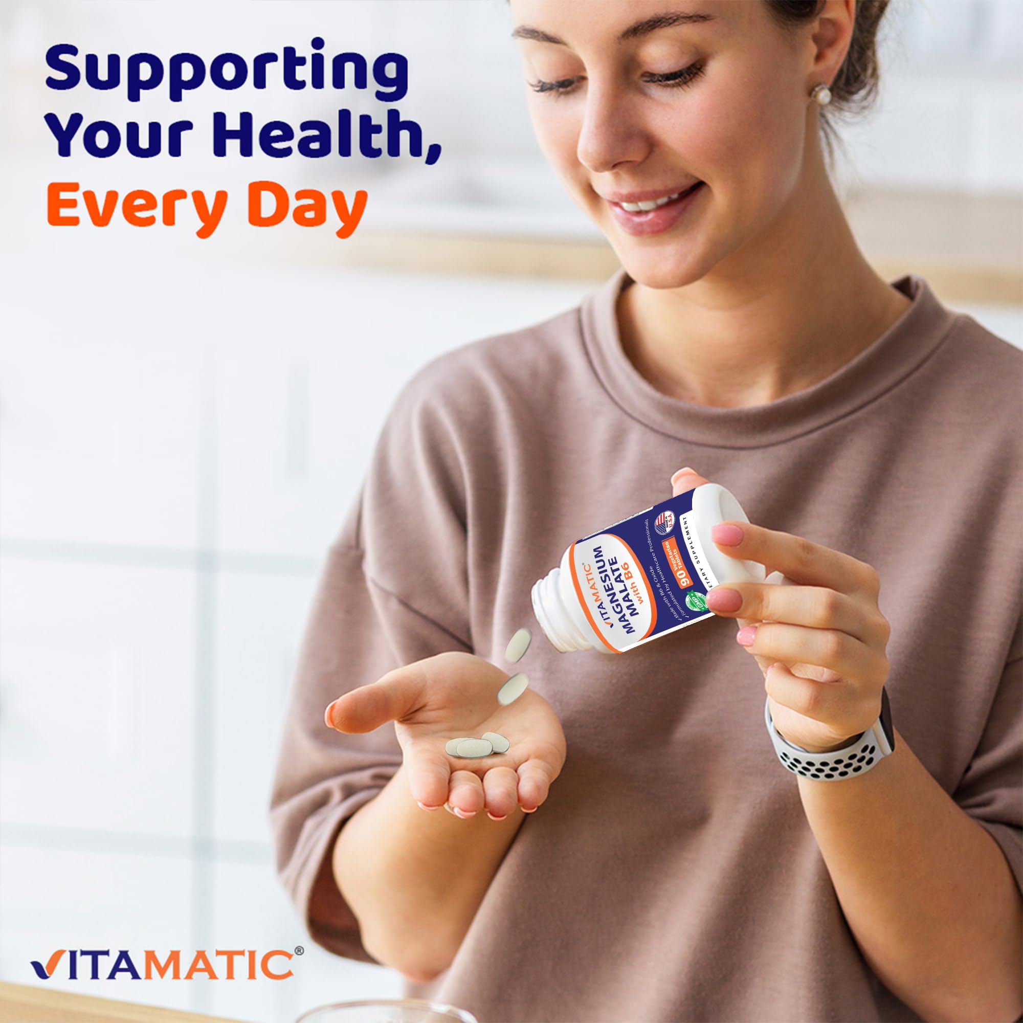 Vitamatic tapa abierta mostrando fácil acceso y tabletas