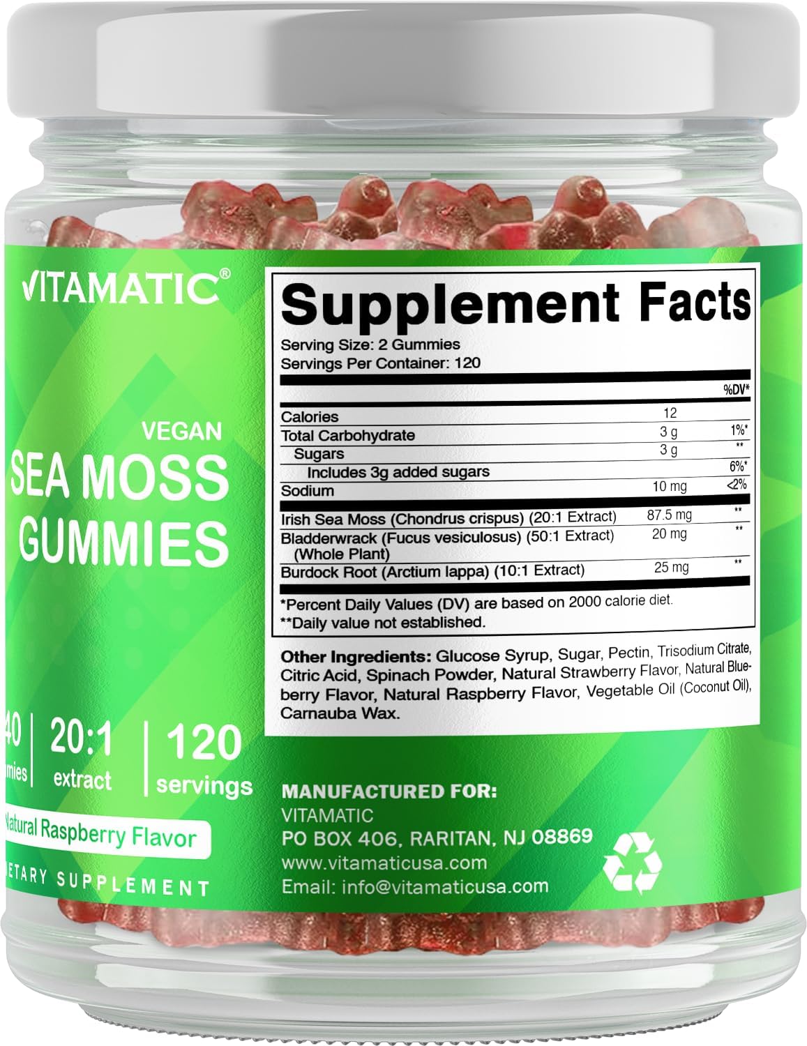 Vitamatic gomitas en mano para comparar tamaño y facilidad de uso