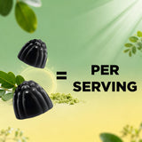 Vitamatic gomitas en mano para apreciar tamaño y porción
