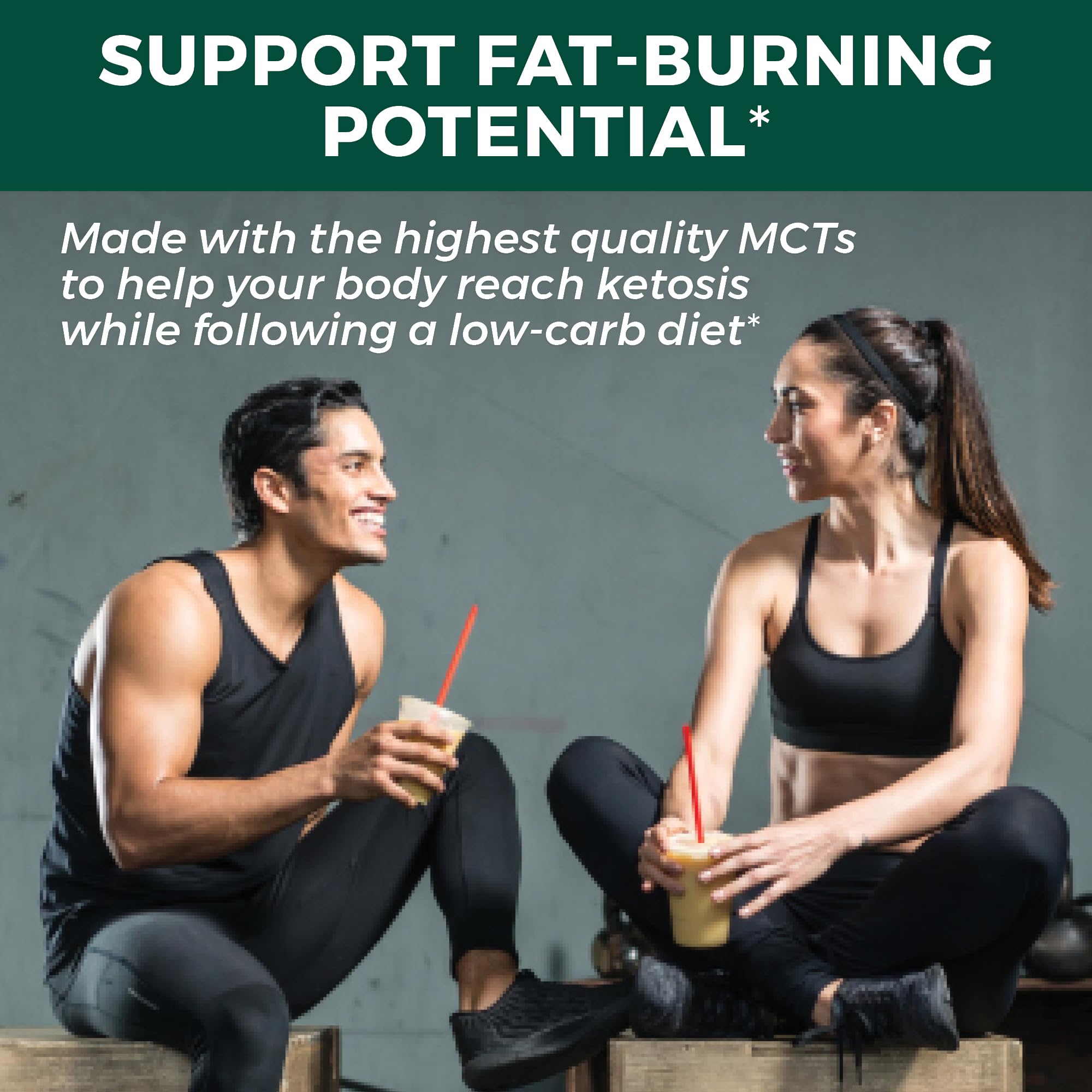 Viva Naturals añadiendo aceite MCT al café keto para energía