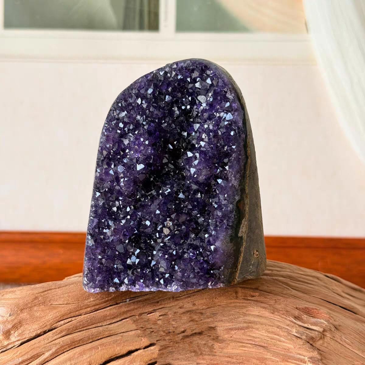 WAFUNNE geoda junto a otros minerales para composición de colección