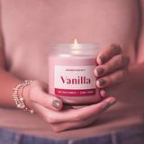 Waxcanpy vela junto a mano para comparar tamaño y duración estimada