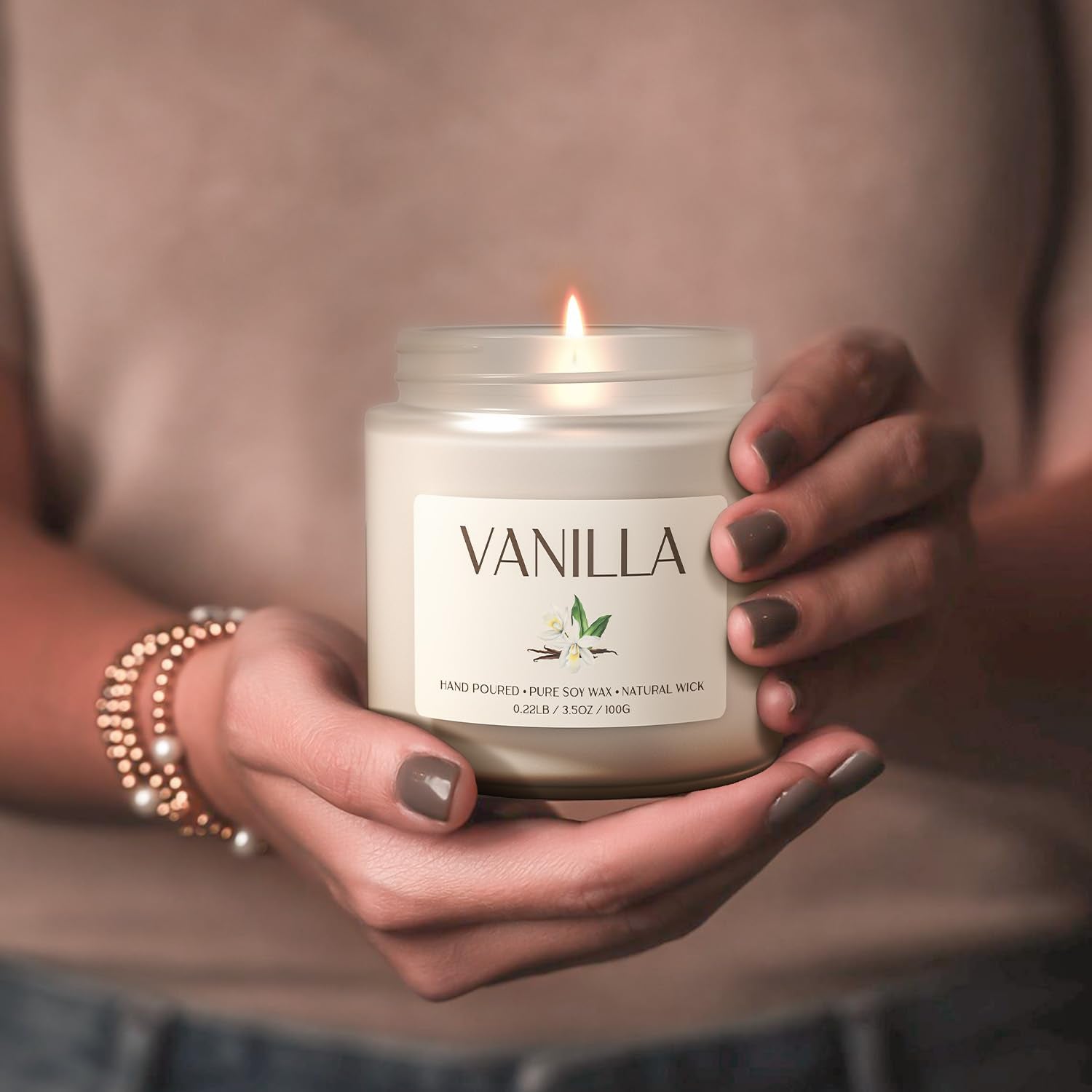 Waxcanpy vela en mano para comparar tamaño y duración