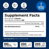 We Like Vitamins cápsula detalle que muestra tamaño y fácil ingestión