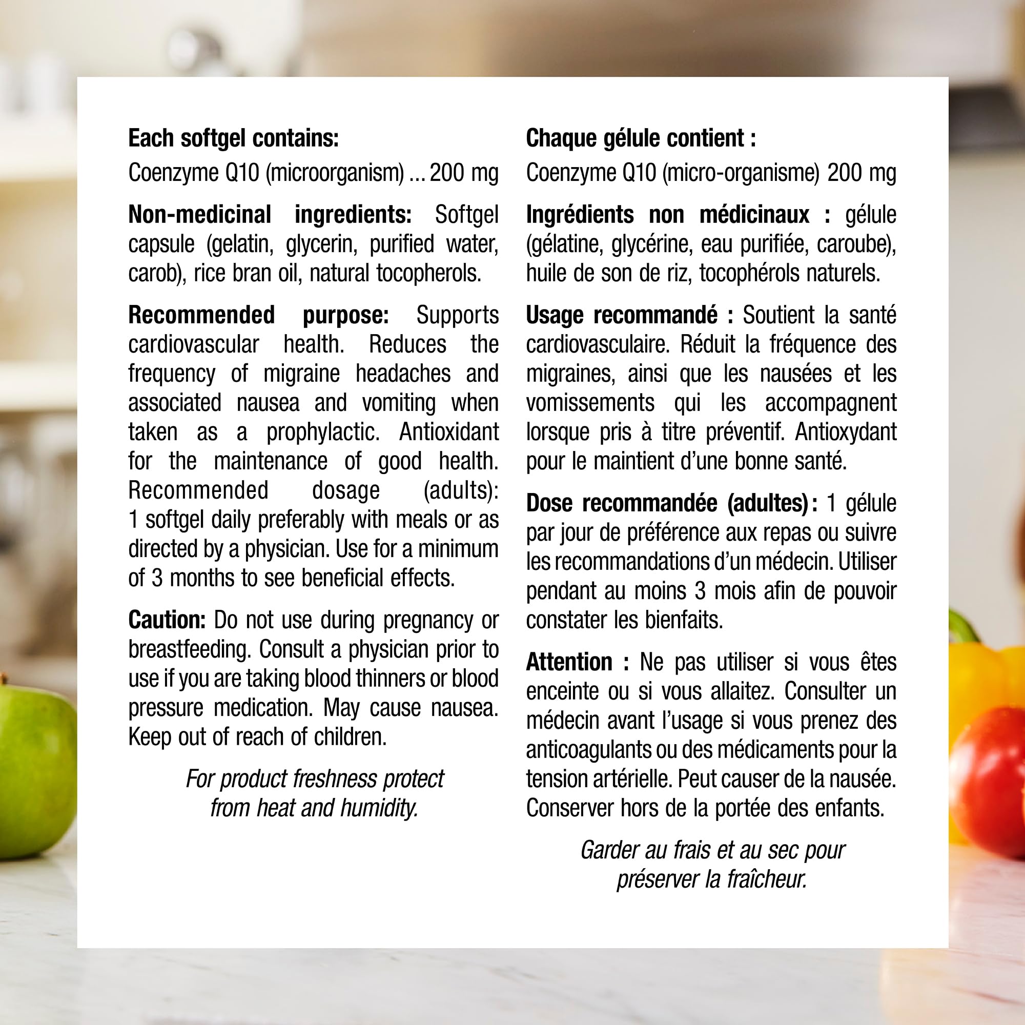 Webber Naturals cápsula cerca de un plato con grasa para mejor absorción