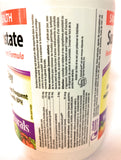 Webber Naturals hombre tomando cápsula demostrando uso diario práctico