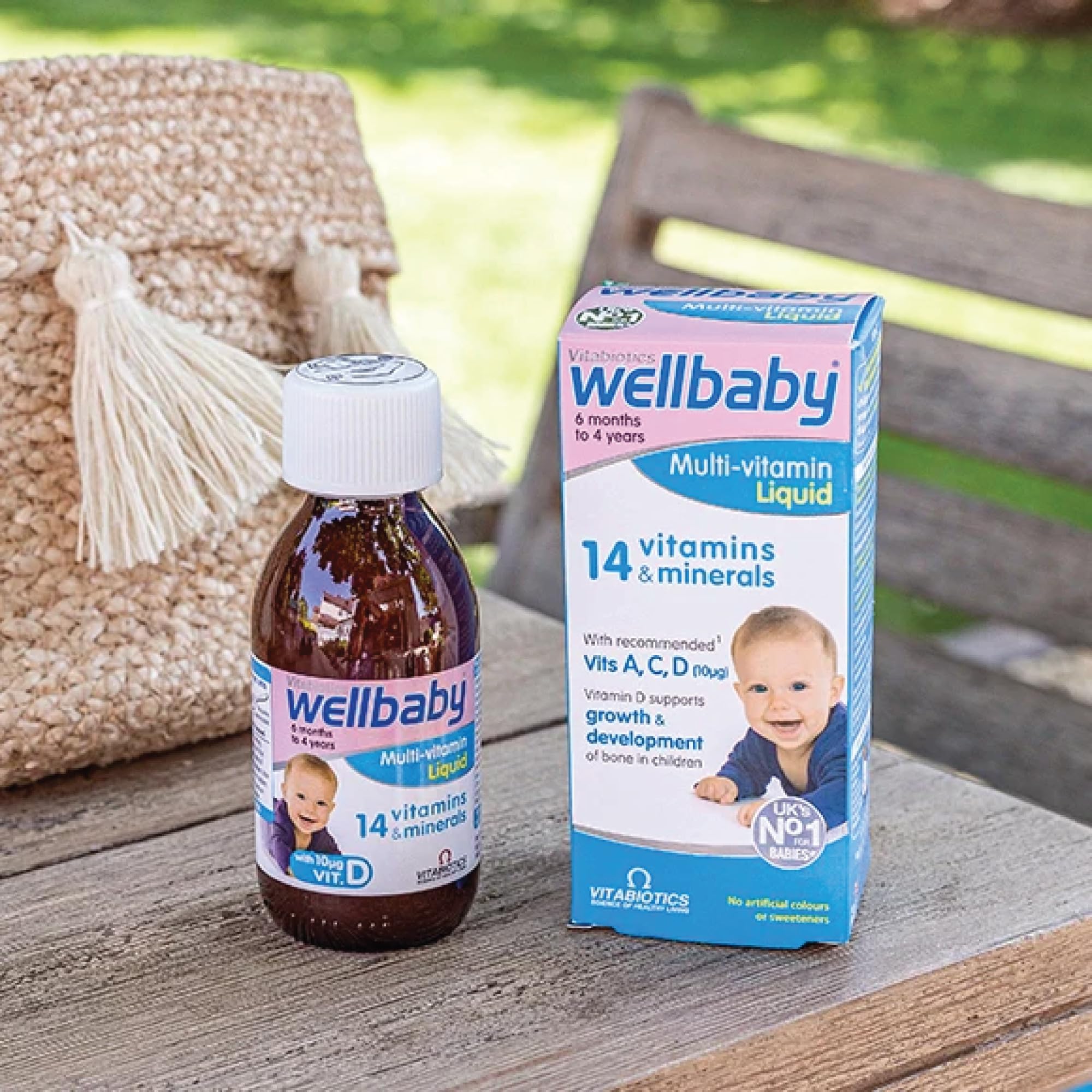 WELLBABY multivitamínico en biberón preparado para dar al bebé con comodidad