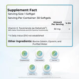 WELLNESS EXTRACT primer plano de una cápsula blanda mostrando textura y fácil ingestión