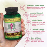 Whole World BOTANICALS fruto de camu camu fresco resaltando origen natural