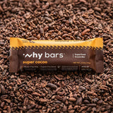 WHY BARS primer plano de la textura de cacao, resalta sabor natural