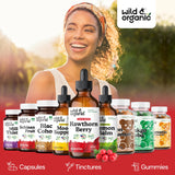 Wild & Organic frasco junto a una regla para comparar tamaño y porciones