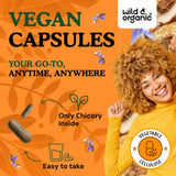 Wild & Organic mano sosteniendo cápsula ilustrando dosificación práctica