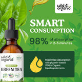 Wild & Organic gotas vertidas en vaso de agua para mezcla rápida