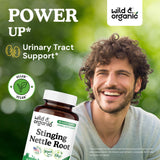 Wild & Organic primer plano de cápsula mostrando textura vegetal y fácil ingestión