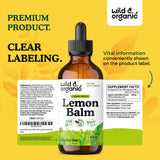 Wild & Organic frasco en escena lifestyle relajada, sugiere uso en rutinas de bienestar