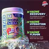 Xtend bebida mezclada en vaso con hielo hidratación refrescante
