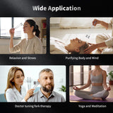 Xtsuen sesión de yoga con kit visible creando ambiente sonoro en práctica guiada