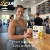 YOLKED textura en polvo cercano, muestra disolución rápida y mezcla fácil