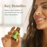 Young Living en difusor en salón aportando aroma cálido y ambiente acogedor