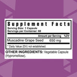 Detalle de cápsulas Youngevity muscadine evidencia textura y fácil ingestión para bienestar