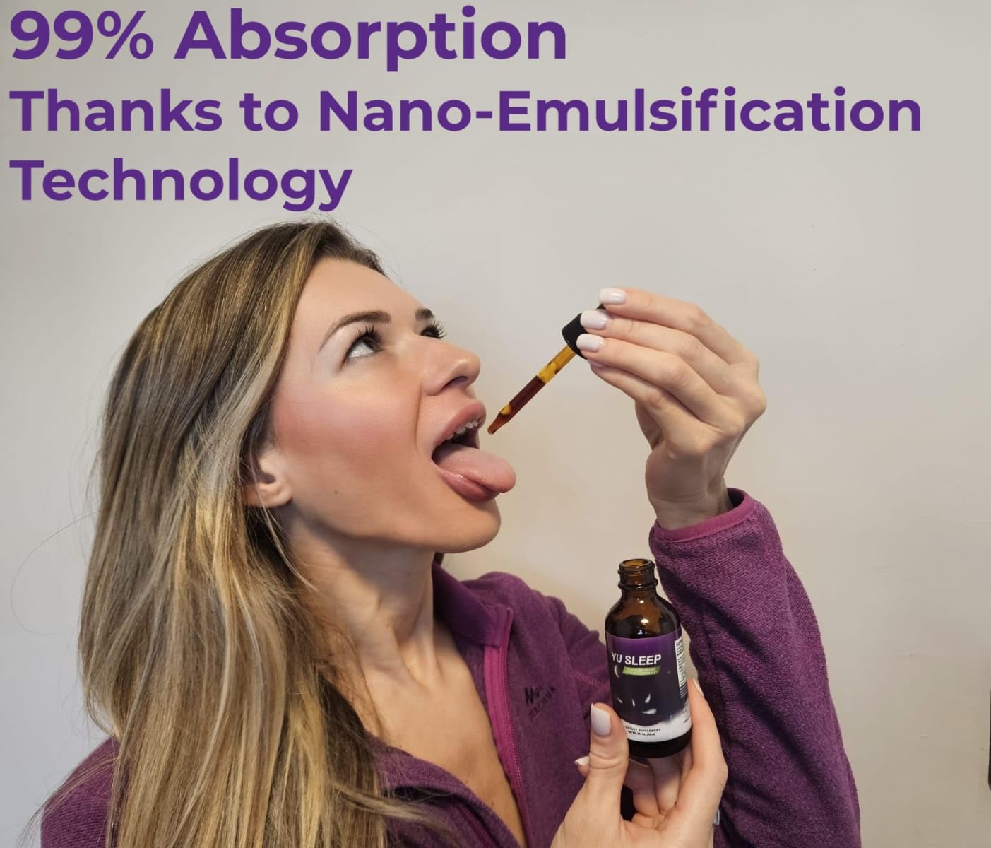 ALL SLIMMING HERBS YuSleep botella inclinada destacando el diseño portátil