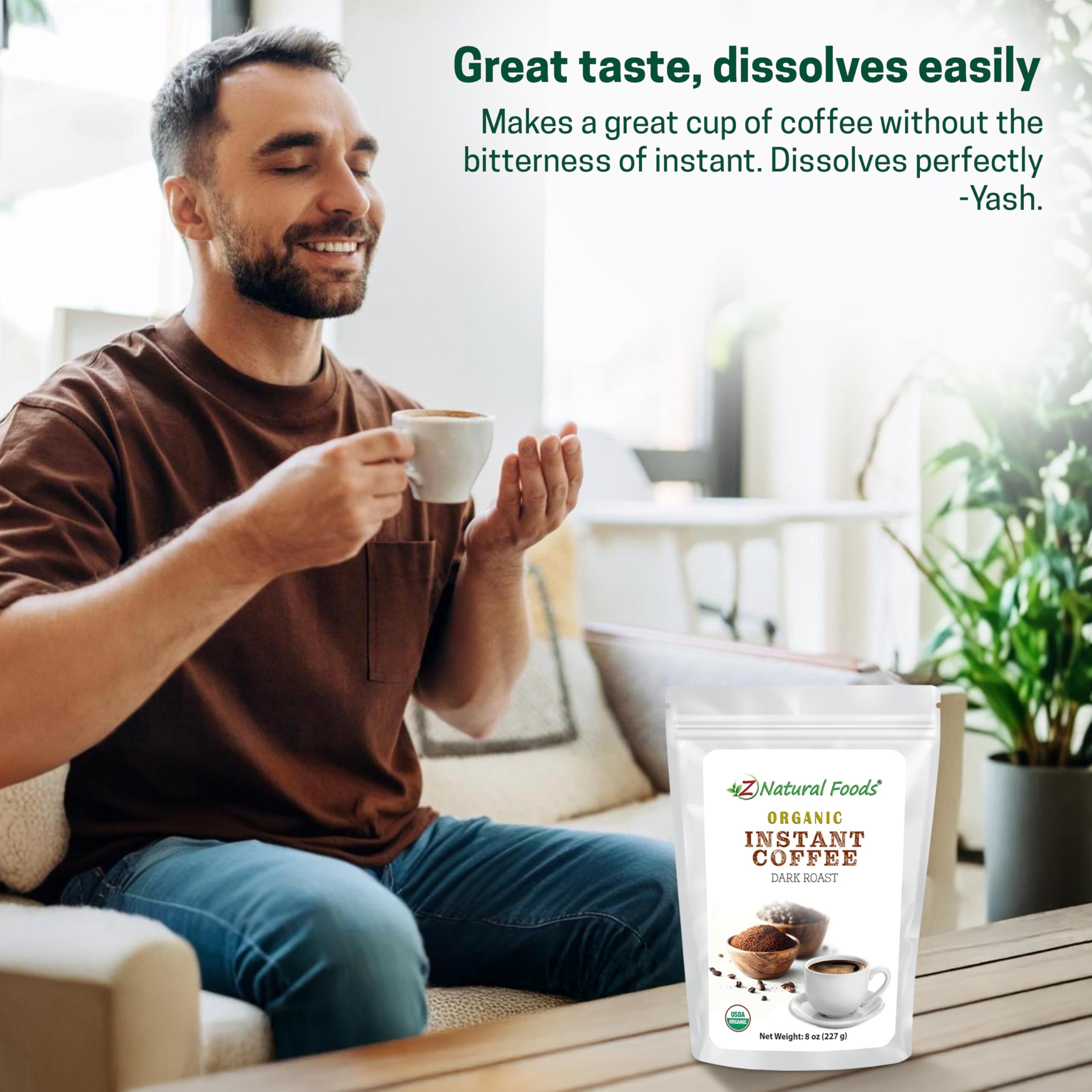 Z Natural Foods bolsa junto a mano para mostrar tamaño compacto y portable