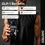 Softgel Zantrex Black en la palma de la mano para mostrar tamaño y fácil ingestión