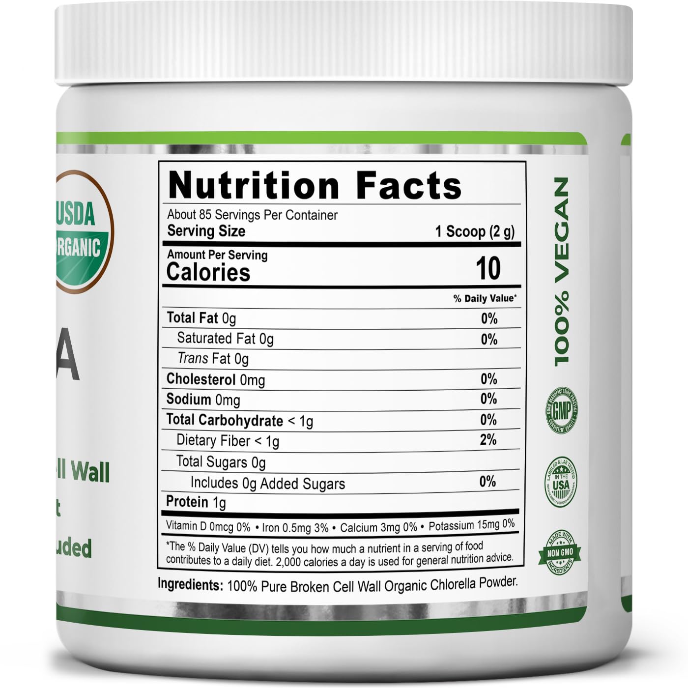 Zazzee estilo de vida en cocina con chlorella sobre ensalada
