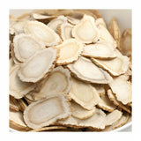Zen Ginseng rodajas en primer plano con textura que sugiere pureza