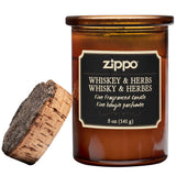 Zippo vela encendida en salón aporta ambiente cálido y aroma inspirado en cócteles