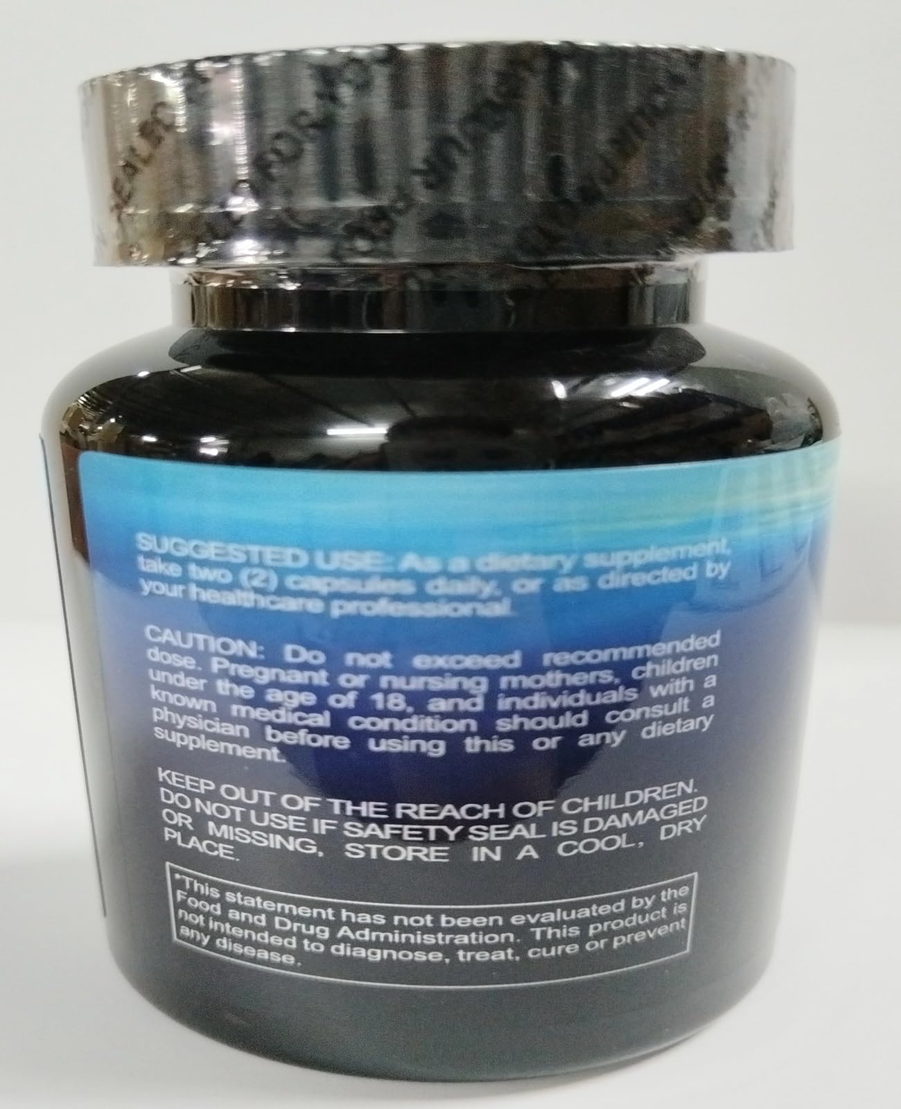 Ingredientes botánicos de Zoyava frente a fondo natural, enfatizando beneficios